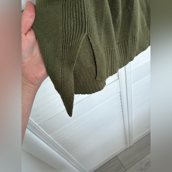 J.Crew Sleeveless Sweater Tank w/ Grosgrain Trim Bow | Soft Moss Green | Size S - Picture 8 of 16